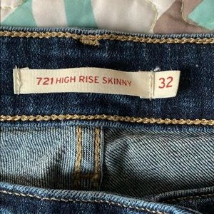 721 High Rise Skinny Levi’s